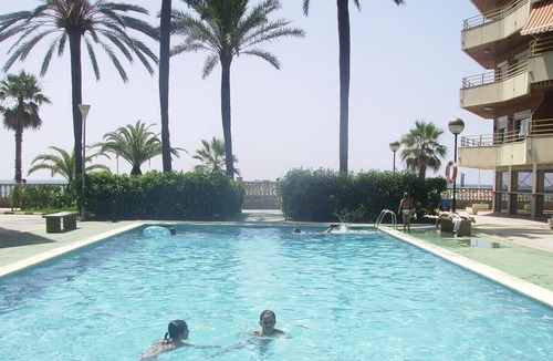 Vilafortuny Apartment | Solirene T2: Beachfront Cambrils Vilafortuny-Pool-Free A/C Free WIFI-2bedrooms