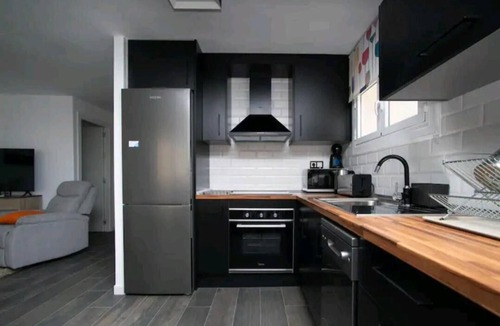 L'Albufereta Apartment | Spacious and Stylish 3 Bedroom Apartment- 4min walk to beach