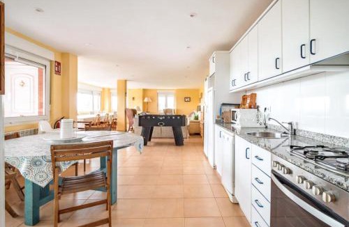 Liencres House | Spacious house with sea view in Liencres + jacuzzi
