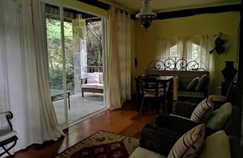 Loureiro Villa | Spacious Villa with Pool in Cabeanca 250 m²