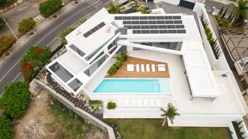 La Caleta Villa | SVB Villa Volcano