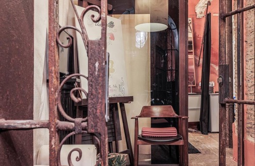 San Bartolome Apartment | The house of the restoration architect Aire