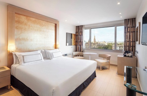 Huerta de la Salud Hotel | The Level at Melia Sevilla