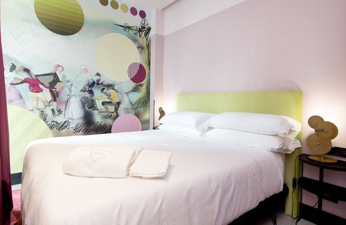 Literary Quarter Apartment | Unique Design Apartment in Barrio las Letras
