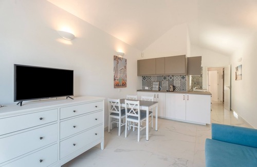 Complejo turistico Amarilla Golf Apartment | Vacation Apartment 'Leo Frente & Amarilla Golf' with Sea View, Shared Pool and Wi-Fi