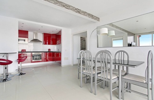 Costa Teguise Apartment | Vacation Apartment "Lovely Penthouse" with Pool, Wi-Fi & Terrace