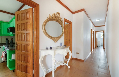 Tegueste Villa | Vacation Chalet Isla Tenerife with Sea Views, Private Terrace and Wi-Fi