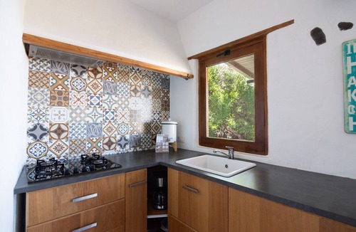 La Asomada House | Vacation Home 'Casita Sweet Tabaiba' with Sea View, Private Terrace and Wi-Fi
