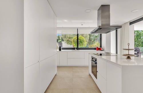 New Golden Mile Villa | Villa Alejandra
