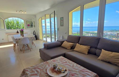 Santa Susanna House | Villa con piscina privada climatizada 29ºC