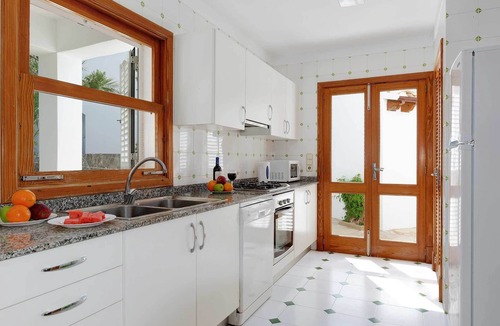 Cala d'Or Villa | Villa Fort View - Four Bedroom Villa, Sleeps 8