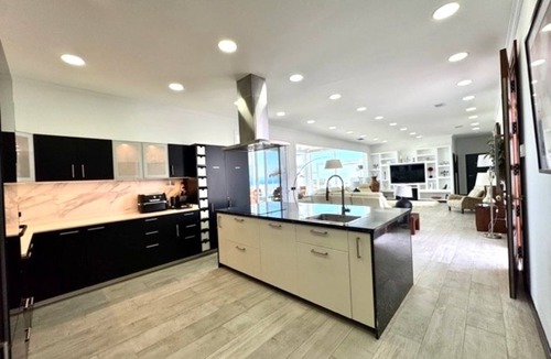 Costa Teguise Villa | Villa lillos 3 bed/3 bath on Costa Teguise golf estate-pool-hot tub-air con-pool