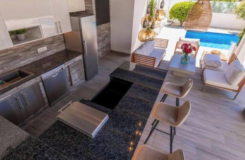 El Tesoro House | Villa Lorenza by Interhome