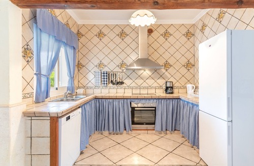Portopetro House | "Villa Manuela" with Infinity Pool, Garden, and Wi-Fi (Tourist Taxes Included)