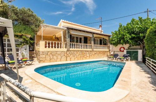 Cala en Porter Villa | Villa Mari - con piscina privada y jardin en Calan Porter