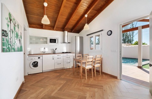 Chiclana de la Frontera Villa | Villa 'Novo Sancti Petri 3' with Private Pool, Wi-Fi and Air Conditioning