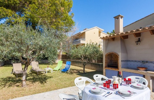 Alcudia Cottage | Villa Vallespir - Beautiful villa with garden 200 meters away from the beach