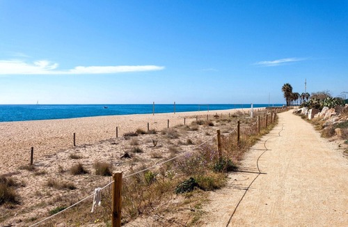 Canet de Mar Apartment | Xaro Beach Apartment – Bright Family Apartment 2 Minutes from the Beach