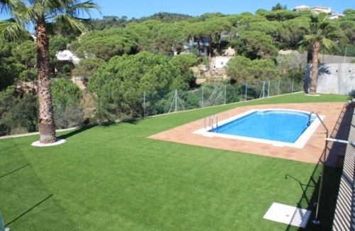 Lloret de Mar Villa | 🍹 Your perfect getaway: holiday home with a pool and spacious outdoor areas