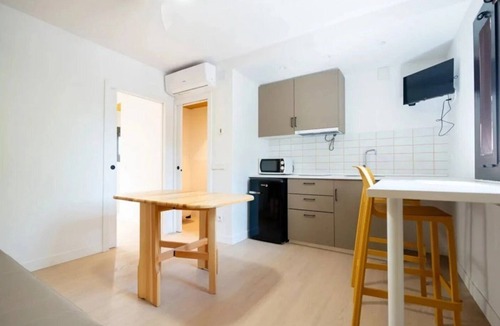 Vilafortuny Apartment | ZEcamping 2 étoiles 500m plage pataugeoire club enfant locatif TV clim 24m2