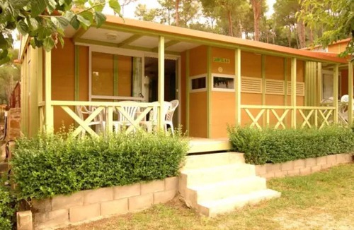 Pals House | ZEcamping 4 étoiles parc aquatique toboggans locatif 36m2 6 pers