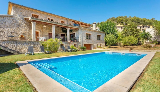 Amazing home in Selva with private swimming pool, can be inside or outside