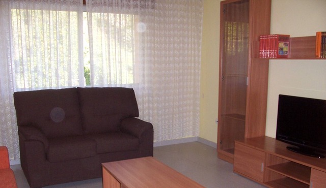 Apartment for 7 people with sea views at 300m. of the beach