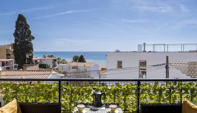 Apartment "Playa Rincón De La Victoria" with Sea View, Private Terrace & Wi-Fi