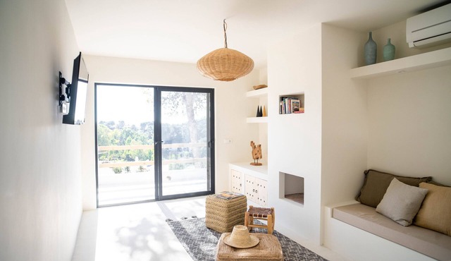 Authentic Ibiza design house, walking distance to Cala Vadella beach