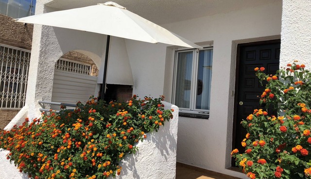 BEAUTIFUL APARTMENT ON THE BEACH, GROUND FLOOR M2