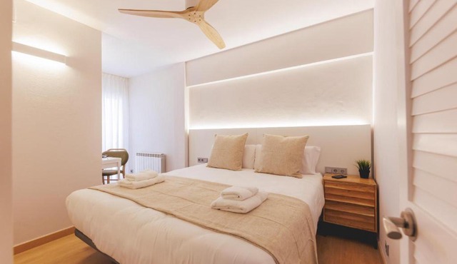 Bravissimo Hortes, 3-bedroom centre apartment