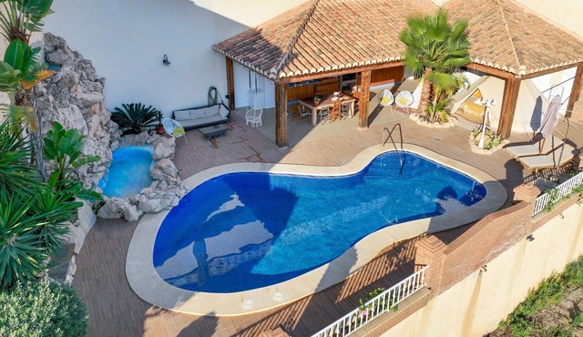 Camping "Glamping Slow Axarquia" with Private Terraces, Private Pool & Wi-Fi