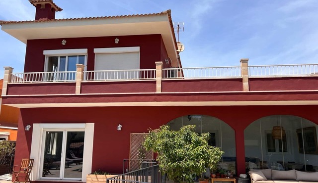 CASA DE BADIA Close to Beaches and Coves with its 9x4m swimming pool