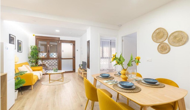 Casa Girasol - Spacious Stay Near Valencia Center