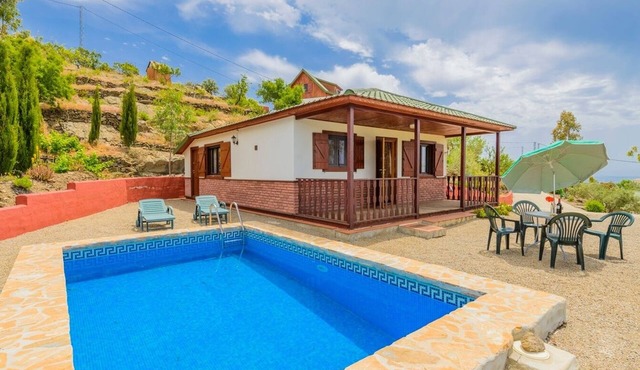 Casa Lago de Algarrobo by Ruralidays