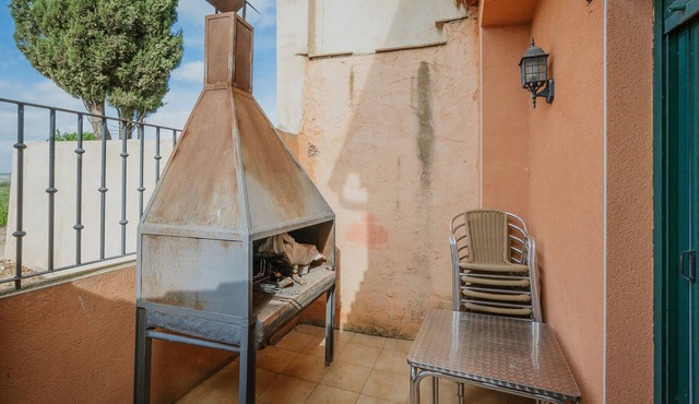 Casa Rural Las Eras II B in Sierra de Ayllón – Terrace, Barbecue & Mountain Views
