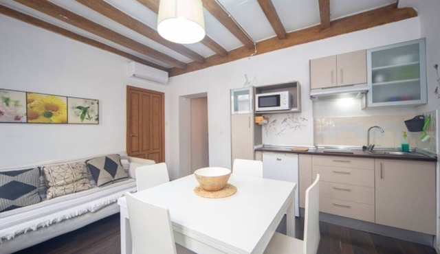 Central apartment in Granada - 4 guests