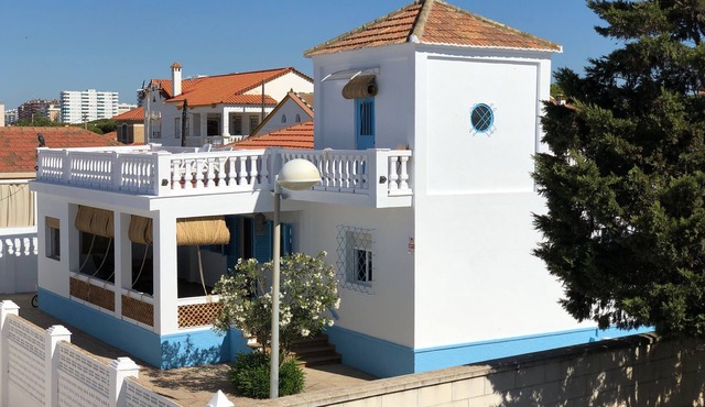 Comfortable Villa on the beachfront in Punta Umbría