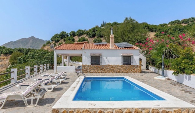 Cortijo Peña Blanca Los Guájares by Ruralidays