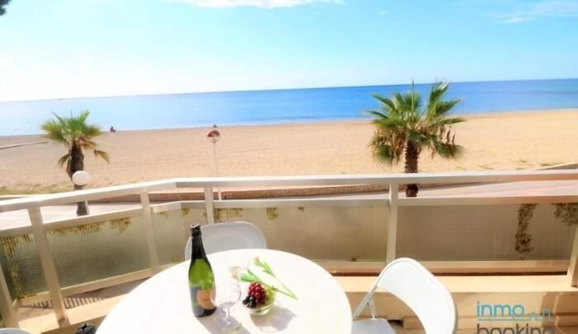 Costa D’or, facing the sea
