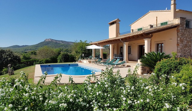 Country villa with pool, private garden and barbecue near the beach OFFER June