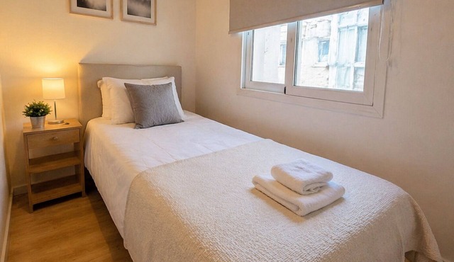 Cozy and bright room in an excellent location.