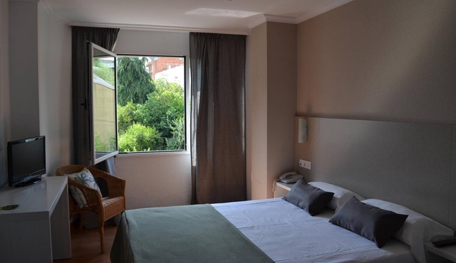 Duerming Villa de Sarria Hotel