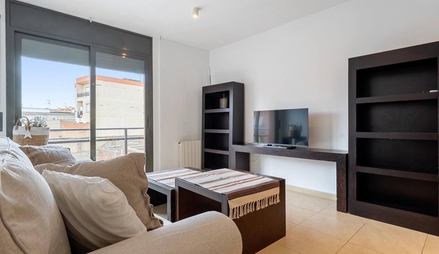Duplex with excellent location 700m beach