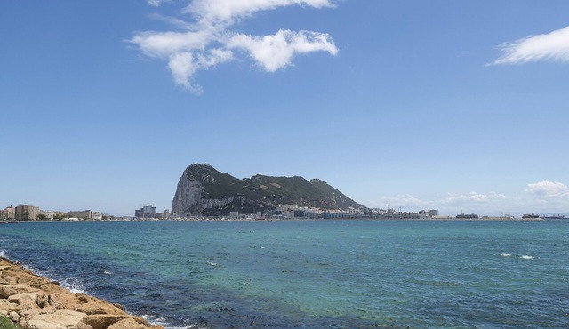 EL CORTIJO - Nice flat next to the sea with free wifi
