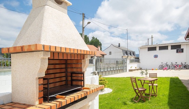 AG Casa Belenda con Jardín 11pax, Santiago a 40km