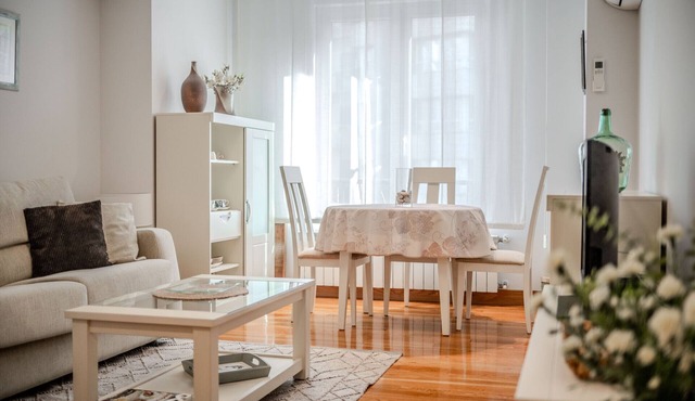 Esnaola by People Rentals apartment