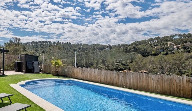 🇬🇧EXCEPTIONAL 6-BEDROOM VILLA NEAR SITGES – OPENING JULY 2026 🌊