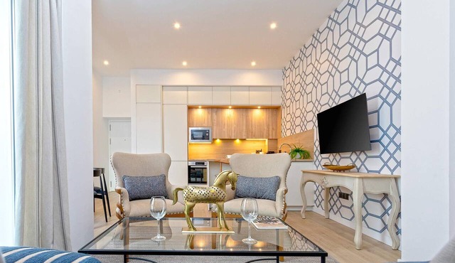 Genteel Home Teodosio I