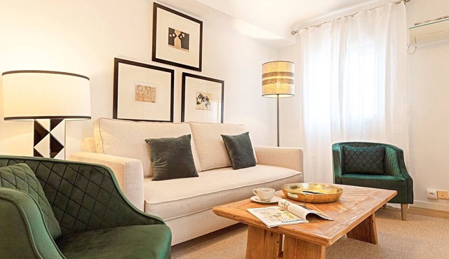 Genteel Home Velarde
